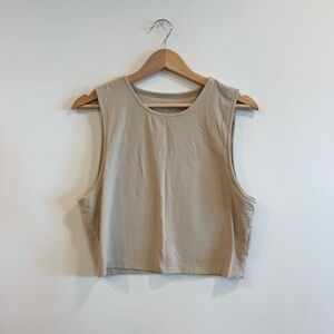 Aritzia TNA Active crop top